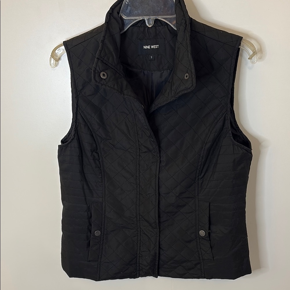 Nine West Black Quilted Vest with Stand-Up Collar